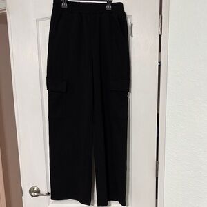 NWT Gap Black Wide Leg Joggers With Cargo Pockets
